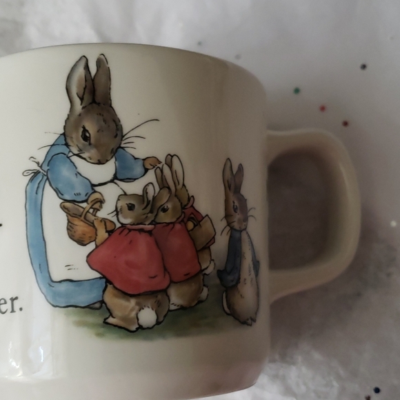 (2) Wedgwood Peter Rabbit Cup and Porridge Bowl - Picture 3 of 16